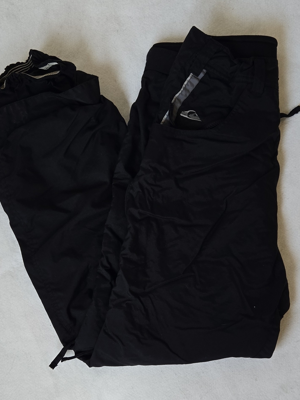 Quiksilver Snow Men's Ski Snowboard Pants - Size Medium - BRAND NEW